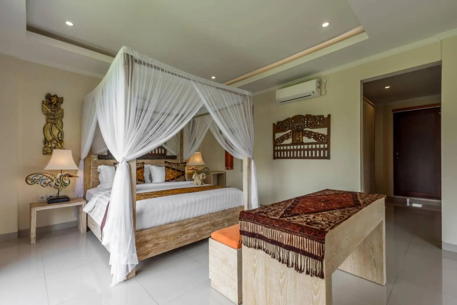 Gefecon Villa Ubud Indonesia